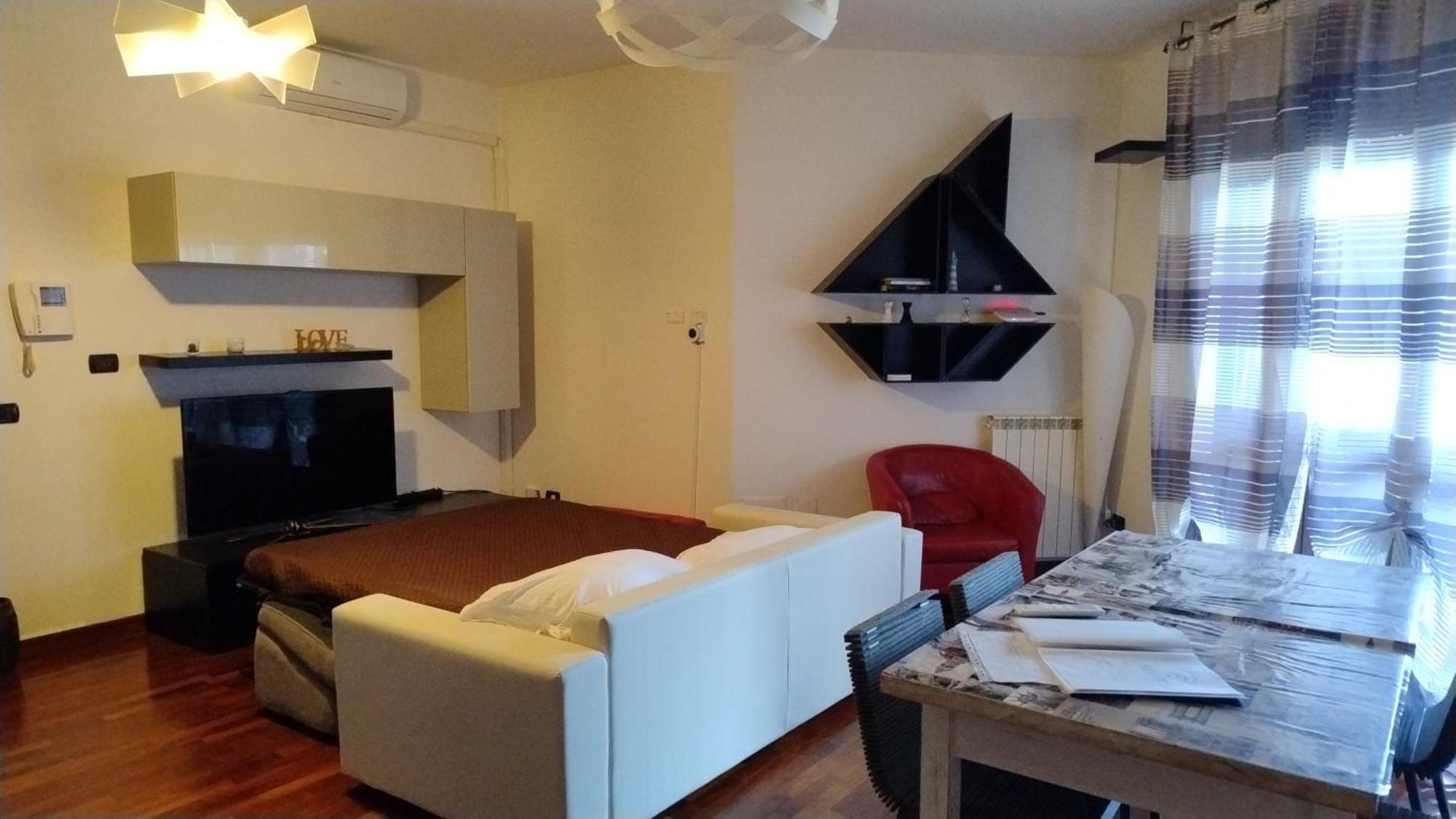 Apartamento Domus Fiera Di Roma Village Fiumicino